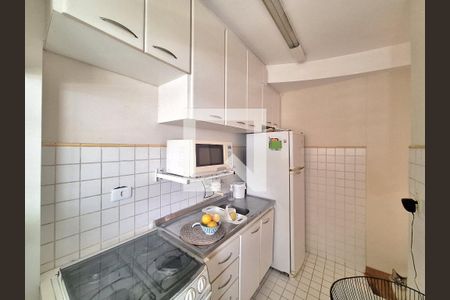 Cozinha de apartamento à venda com 1 quarto, 50m² em Alto da Lapa, São Paulo