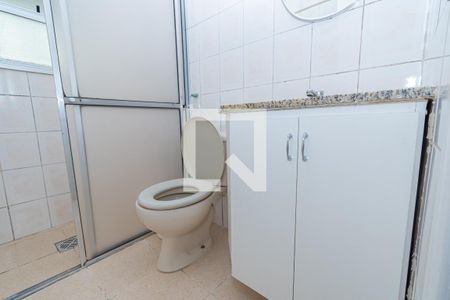 Detalhe do banheiro de apartamento à venda com 1 quarto, 55m² em Centro, Campinas