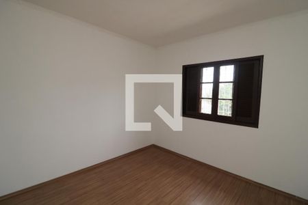 Quarto de casa para alugar com 3 quartos, 125m² em Jardim Piqueroby, São Paulo