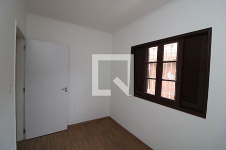 Quarto 2 de casa para alugar com 3 quartos, 125m² em Jardim Piqueroby, São Paulo