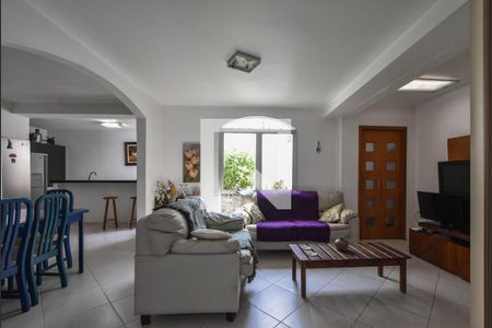 Sala de Estar  de casa para alugar com 4 quartos, 155m² em Campo Belo, São Paulo
