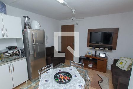 Sala de apartamento à venda com 2 quartos, 40m² em Mário Quintana, Porto Alegre