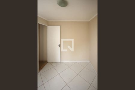 Quarto 02 de apartamento para alugar com 2 quartos, 58m² em Vila Ivone, São Paulo