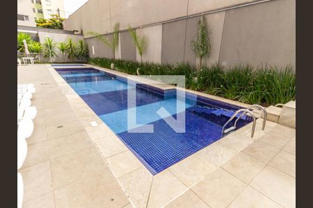 Apartamento para alugar com 20m², 1 quarto e sem vaga Apartamento para alugar com 20m², 1 quarto e sem vagaÁrea comum - Piscina