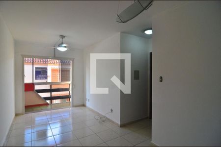 Sala  de apartamento para alugar com 2 quartos, 65m² em Harmonia, Canoas