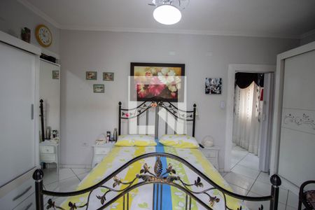 Suite  de casa à venda com 3 quartos, 80m² em Conjunto Habitacional A E Carvalho, São Paulo