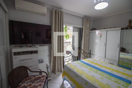 Suite  de casa à venda com 3 quartos, 80m² em Conjunto Habitacional A E Carvalho, São Paulo