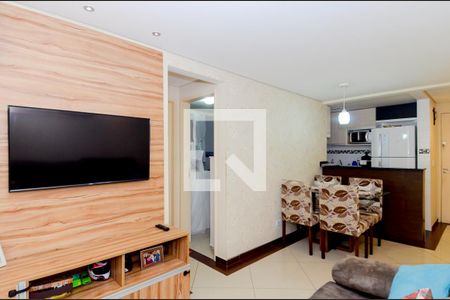 Sala de apartamento para alugar com 2 quartos, 42m² em Água Chata, Guarulhos