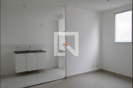 Sala/Cozinha de apartamento para alugar com 2 quartos, 44m² em Vila Santa Maria, São Paulo