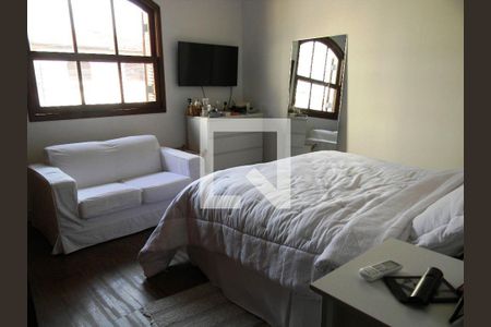 Casa à venda com 3 quartos, 160m² em Vila Congonhas, São Paulo