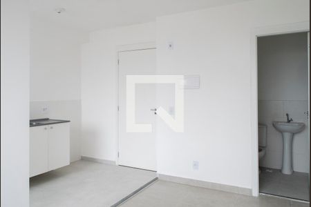 Sala/Cozinha de apartamento para alugar com 2 quartos, 38m² em Vila Santa Maria, São Paulo