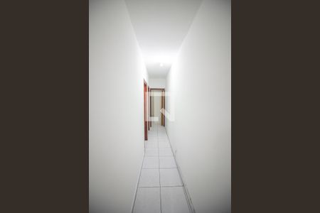 Corredor de casa à venda com 2 quartos, 170m² em Jardim Ester Yolanda, São Paulo