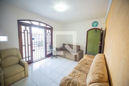 Sala de casa para alugar com 2 quartos, 170m² em Jardim Ester Yolanda, São Paulo