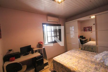Quarto 2 de casa à venda com 3 quartos, 70m² em Rio Branco, Canoas