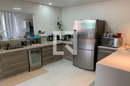 Cozinha de casa à venda com 5 quartos, 625m² em Km 18, Osasco