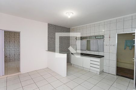 Sala e cozinha de casa para alugar com 1 quarto, 40m² em Piqueri, São Paulo