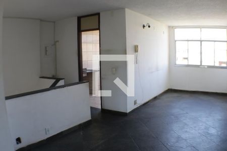 Sala de apartamento para alugar com 2 quartos, 56m² em Jacarepaguá, Rio de Janeiro