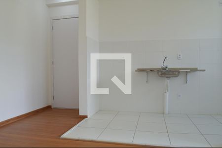 Sala / Cozinha de apartamento para alugar com 2 quartos, 52m² em Pechincha, Rio de Janeiro