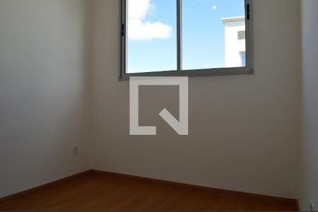 Quarto 1 de apartamento para alugar com 2 quartos, 52m² em Pechincha, Rio de Janeiro