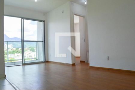 Sala de apartamento para alugar com 2 quartos, 52m² em Pechincha, Rio de Janeiro