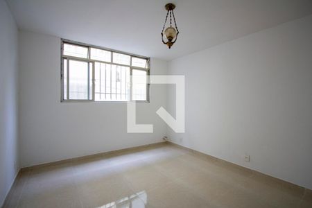 Sala de apartamento para alugar com 1 quarto, 40m² em Estrela do Norte, São Gonçalo