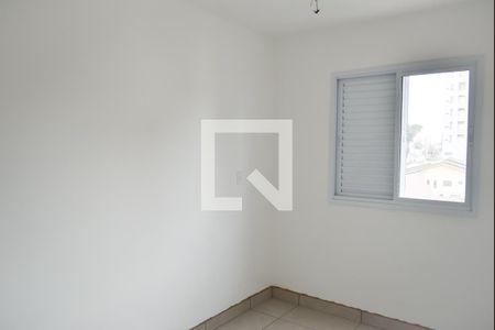 Quarto 1 de apartamento para alugar com 2 quartos, 41m² em Vila Mazzei, São Paulo