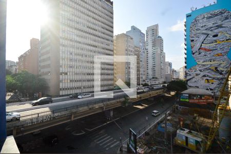 Vista do Dormitório de apartamento para alugar com 1 quarto, 25m² em Vila Buarque, São Paulo