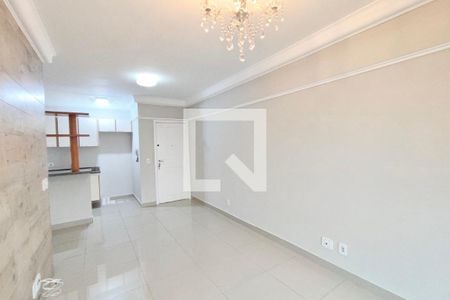 Sala de apartamento para alugar com 1 quarto, 54m² em Cambuí, Campinas