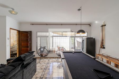 Sala de casa à venda com 3 quartos, 210m² em Vila Gumercindo , São Paulo