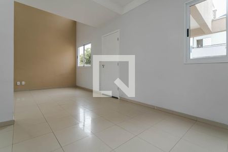 Sala de casa de condomínio para alugar com 3 quartos, 172m² em Vila Oliveira, Mogi das Cruzes