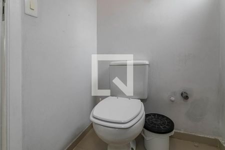 Lavabo de casa de condomínio para alugar com 3 quartos, 172m² em Vila Oliveira, Mogi das Cruzes