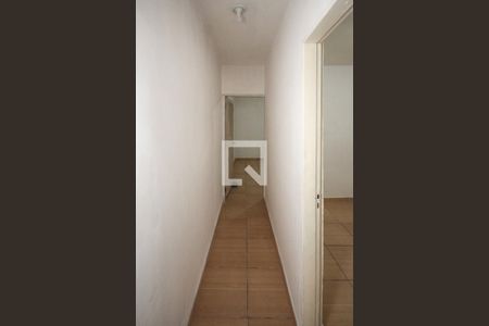 corredor de casa para alugar com 2 quartos, 70m² em Vila Bancária, São Paulo