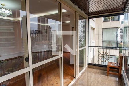 Varanda de apartamento à venda com 4 quartos, 160m² em Jardim Vila Mariana, São Paulo
