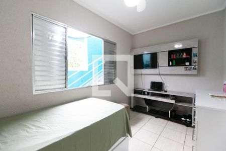 Quarto de casa à venda com 4 quartos, 140m² em Parque Cruzeiro do Sul, São Paulo