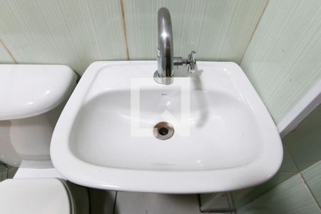Casa à venda com 140m², 4 quartos e 1 vaga Casa à venda com 140m², 4 quartos e 1 vagaDetalhe banheiro