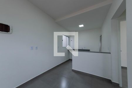 Sala/Cozinha de apartamento para alugar com 2 quartos, 45m² em Vila Ema, São Paulo