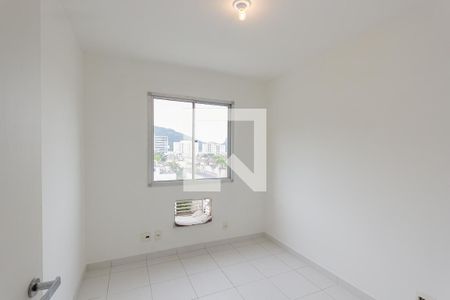 Quarto 1 de apartamento à venda com 2 quartos, 60m² em Curicica, Rio de Janeiro