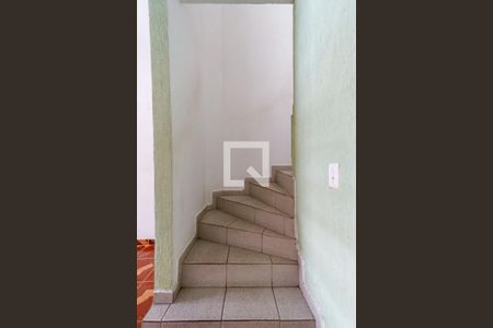 Escada Quarto de casa à venda com 2 quartos, 80m² em Vila Nova Mazzei, São Paulo