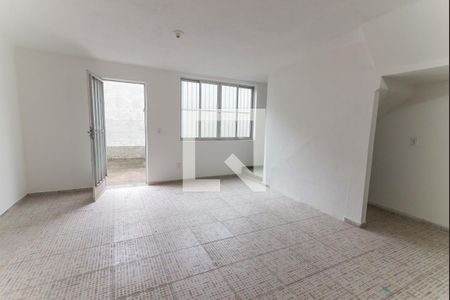 Sala  de casa de condomínio para alugar com 2 quartos, 70m² em São Francisco Xavier, Rio de Janeiro