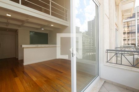 Varanda da sala de apartamento à venda com 1 quarto, 80m² em Moinhos de Vento, Porto Alegre