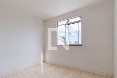 Quarto 1 de apartamento para alugar com 2 quartos, 47m² em Campo de Santana, Curitiba