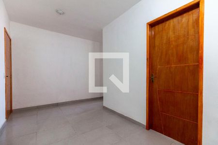 Sala/Cozinha de apartamento para alugar com 2 quartos, 50m² em Vila Carmosina, São Paulo