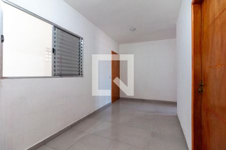 Sala/Cozinha de apartamento para alugar com 2 quartos, 50m² em Vila Carmosina, São Paulo