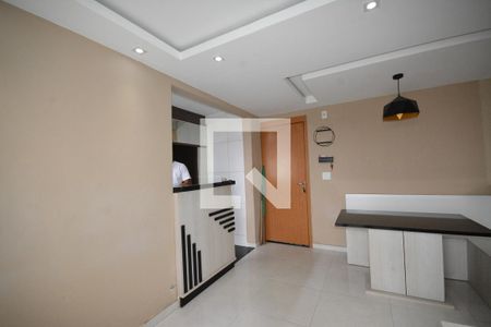 Sala de apartamento à venda com 2 quartos, 50m² em Irajá, Rio de Janeiro