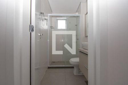 banheiro de kitnet/studio para alugar com 1 quarto, 32m² em Centro, São Leopoldo