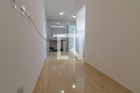 Sala/Cozinha de casa de condomínio para alugar com 1 quarto, 40m² em Cangaíba, São Paulo