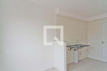 Sala de apartamento para alugar com 2 quartos, 32m² em Piqueri, São Paulo