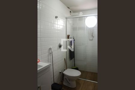 Banheiro de apartamento à venda com 2 quartos, 54m² em Cidade Ademar, São Paulo