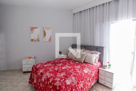 Quarto 1 de casa para alugar com 4 quartos, 200m² em Vila Ema, São Paulo