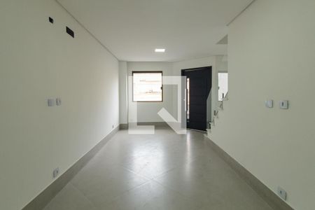 Sala de casa à venda com 3 quartos, 186m² em Vila Santo Estevão, São Paulo